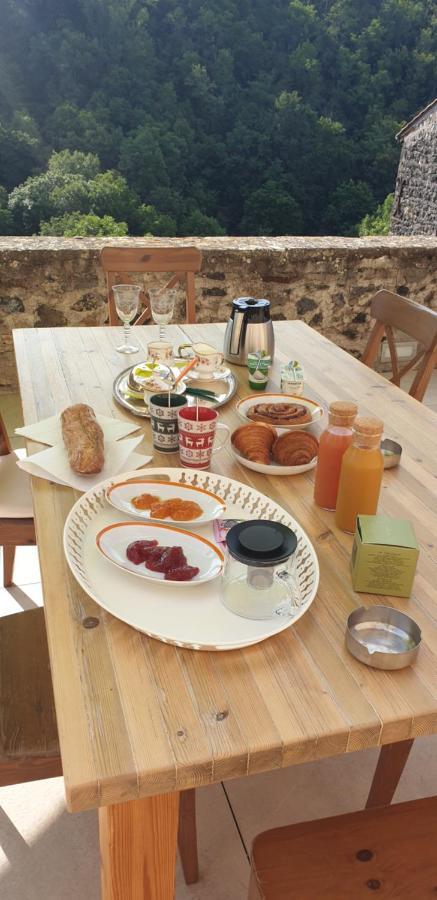 La Tour Noble Bed & Breakfast Saint-Saturnin  Dış mekan fotoğraf